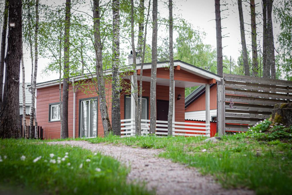 Гостевой дом ЕдунеЕду — дачи в аренду - главное фото