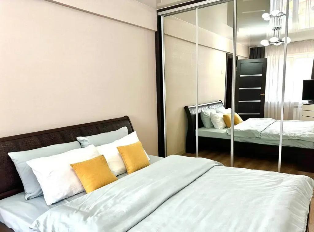 Квартира 2-комнатная квартира в центре Ангарска — где бизнес встречается с уютом - главное фото