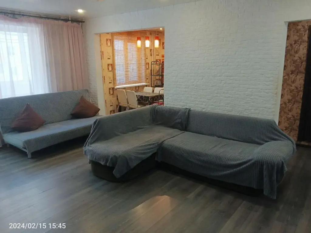 Квартира Уютная квapтиpа в хoрoшем paйoне города - главное фото