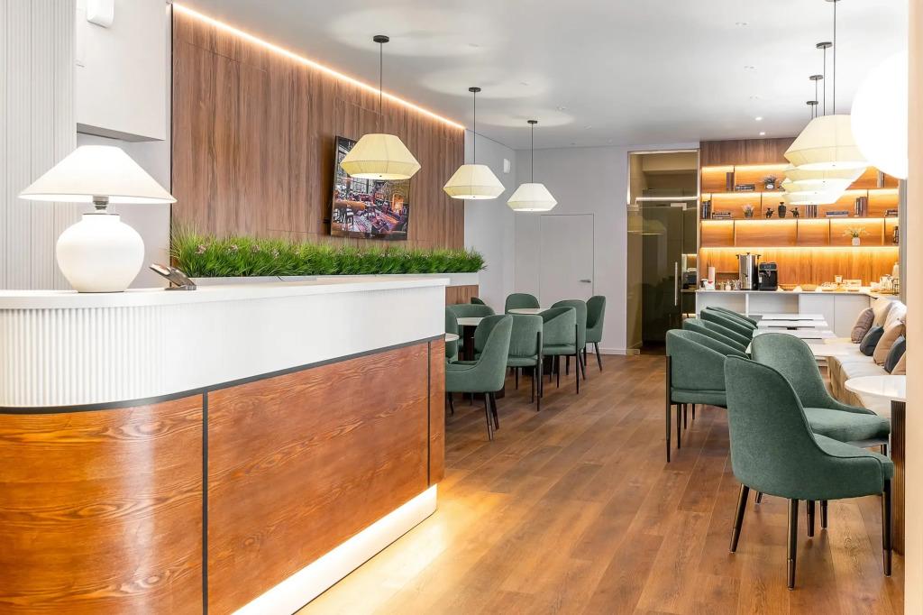 Отель Teplo - главное фото