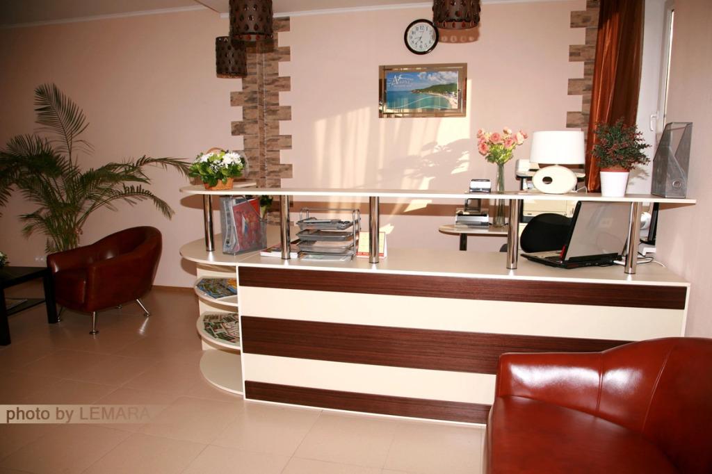 Отель Ларус - главное фото